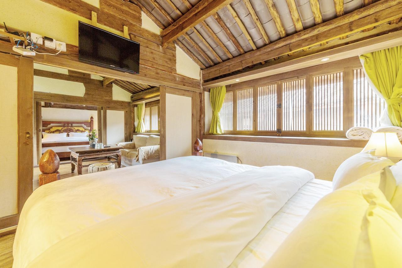 Lijiang Shuhe Yuefeng Resort Hotel Экстерьер фото